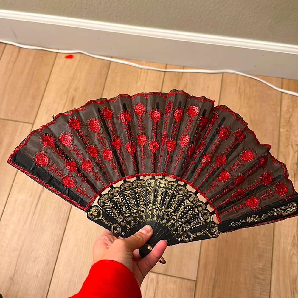 Red Fan
